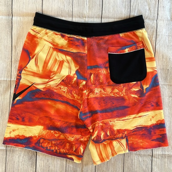 Nike shorts - Picture 2 of 4